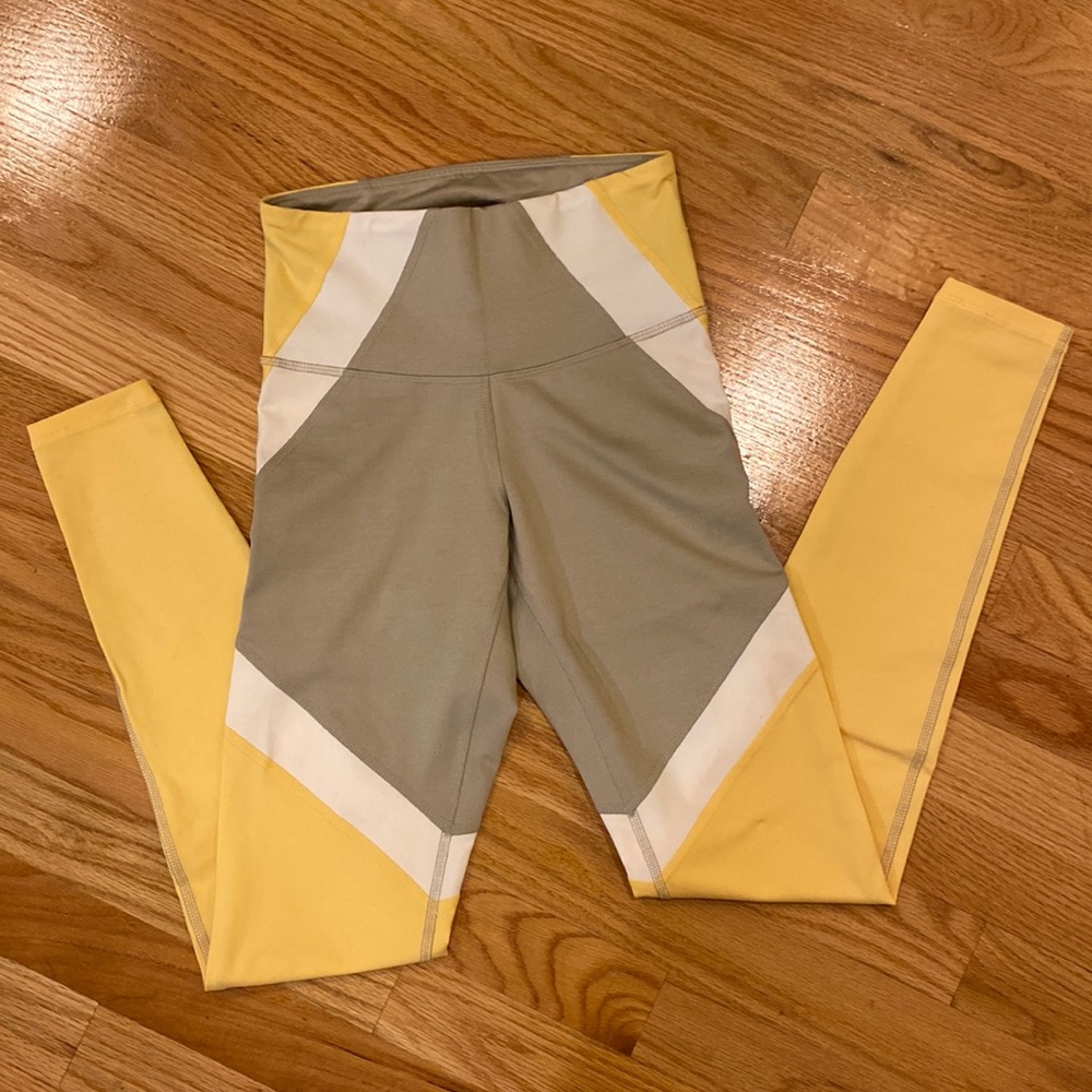 Color Block Leggings from Old Navy